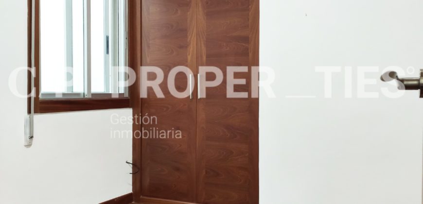 Piso en calle Menéndez Pelayo