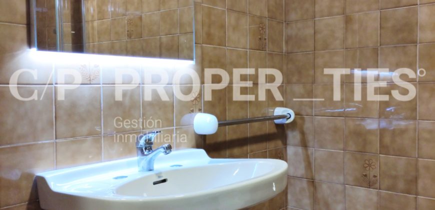 Piso en calle Menéndez Pelayo