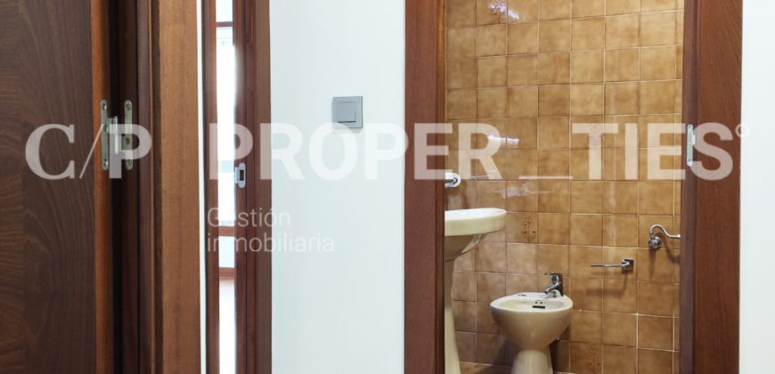 Piso en calle Menéndez Pelayo