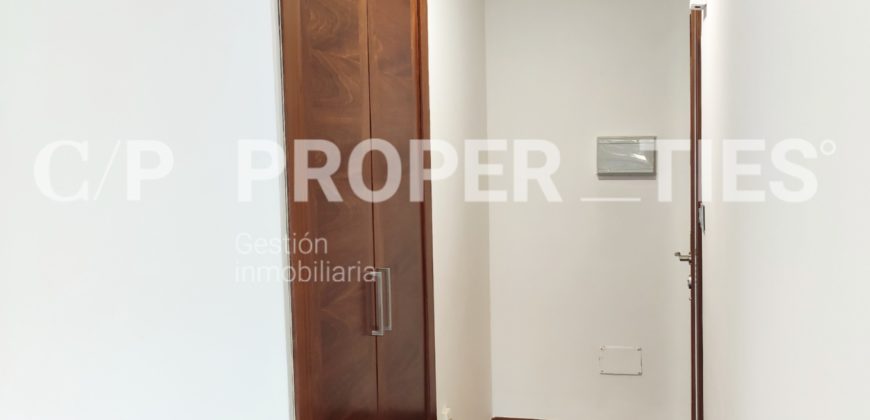 Piso en calle Menéndez Pelayo