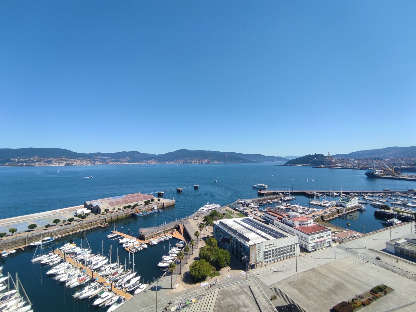 Estudio en calle Cánovas del Castillo