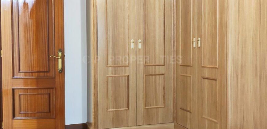 Piso en calle Rosalía de Castro