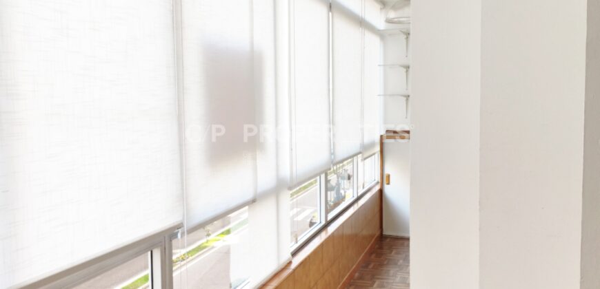 Piso en calle Rosalía de Castro