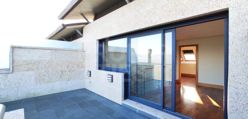 Chalet en Camino de la Iglesia (Alcabre)