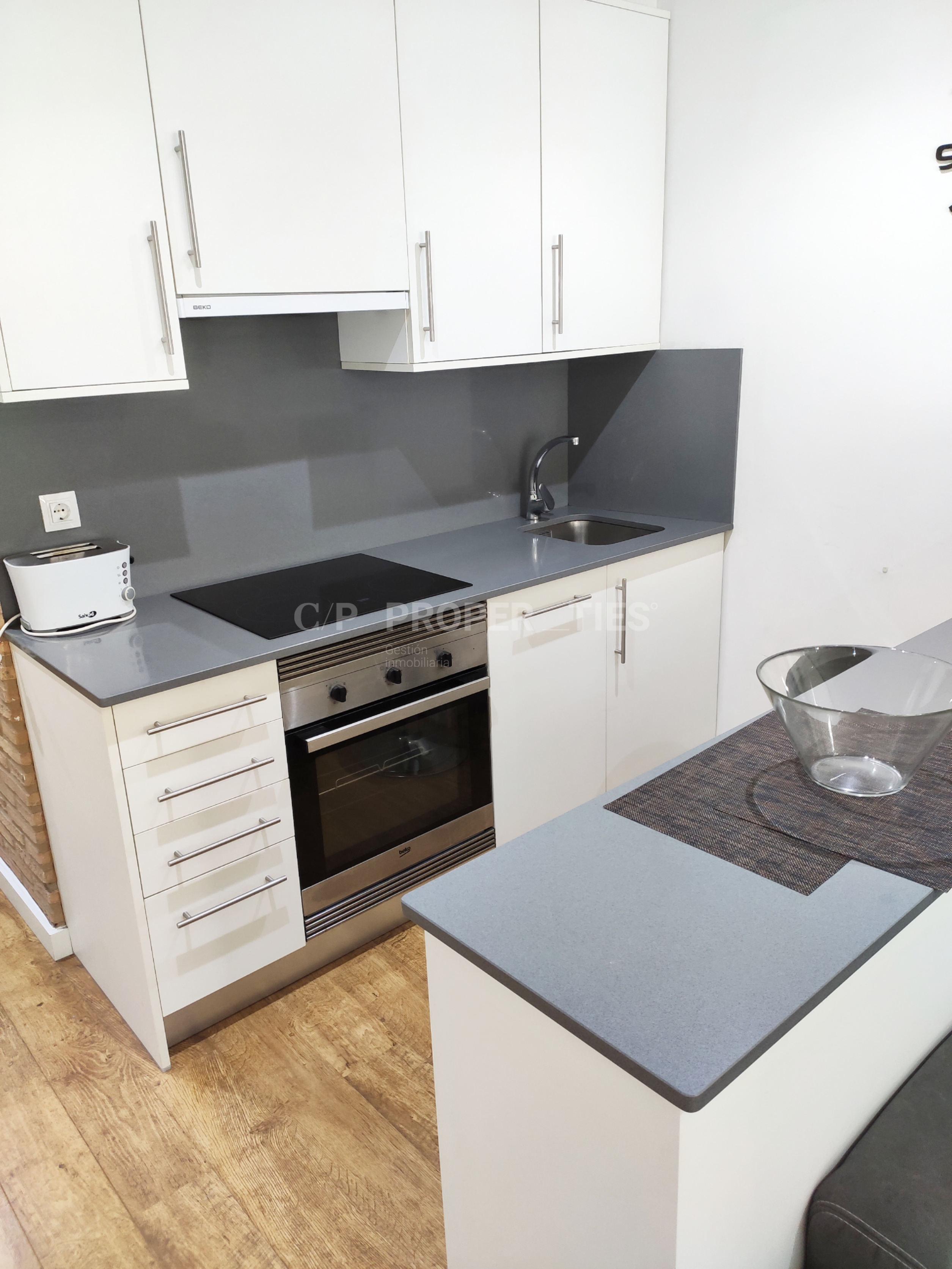 Estudio en calle Lepanto