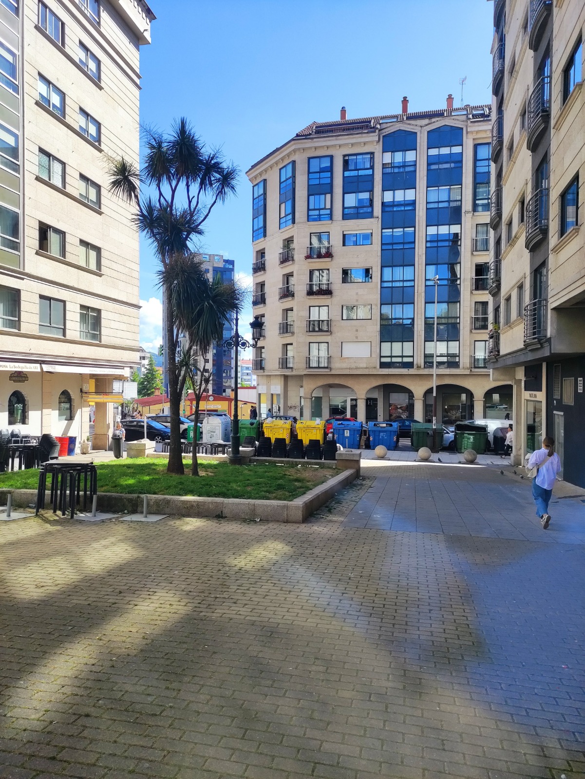 Local en Calle Enrique Xabier Macías