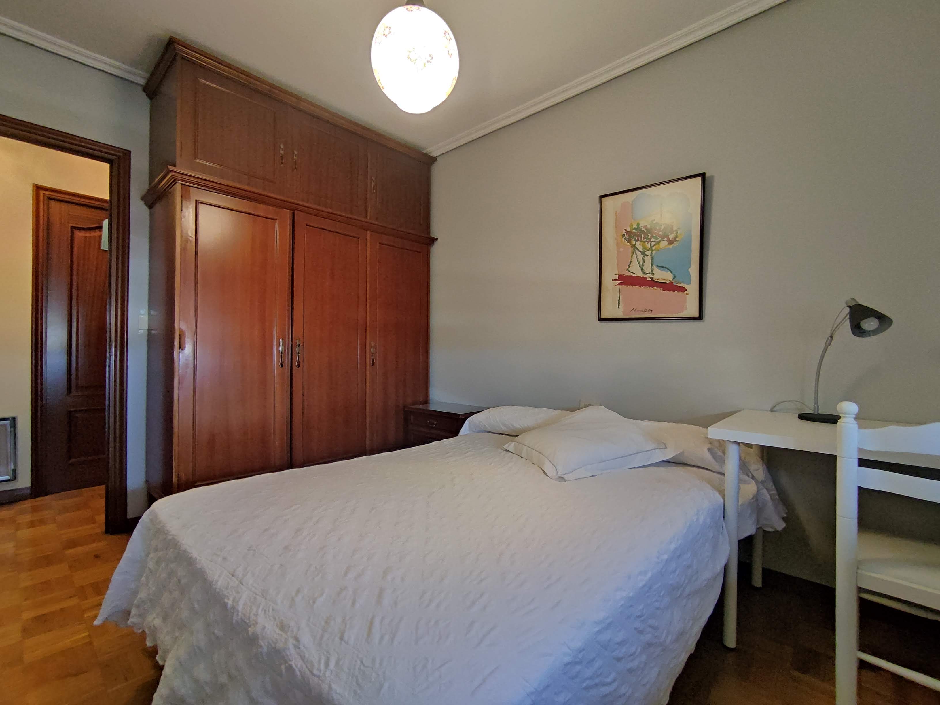 Habitación en Avenida Alcalde Gregorio Espino