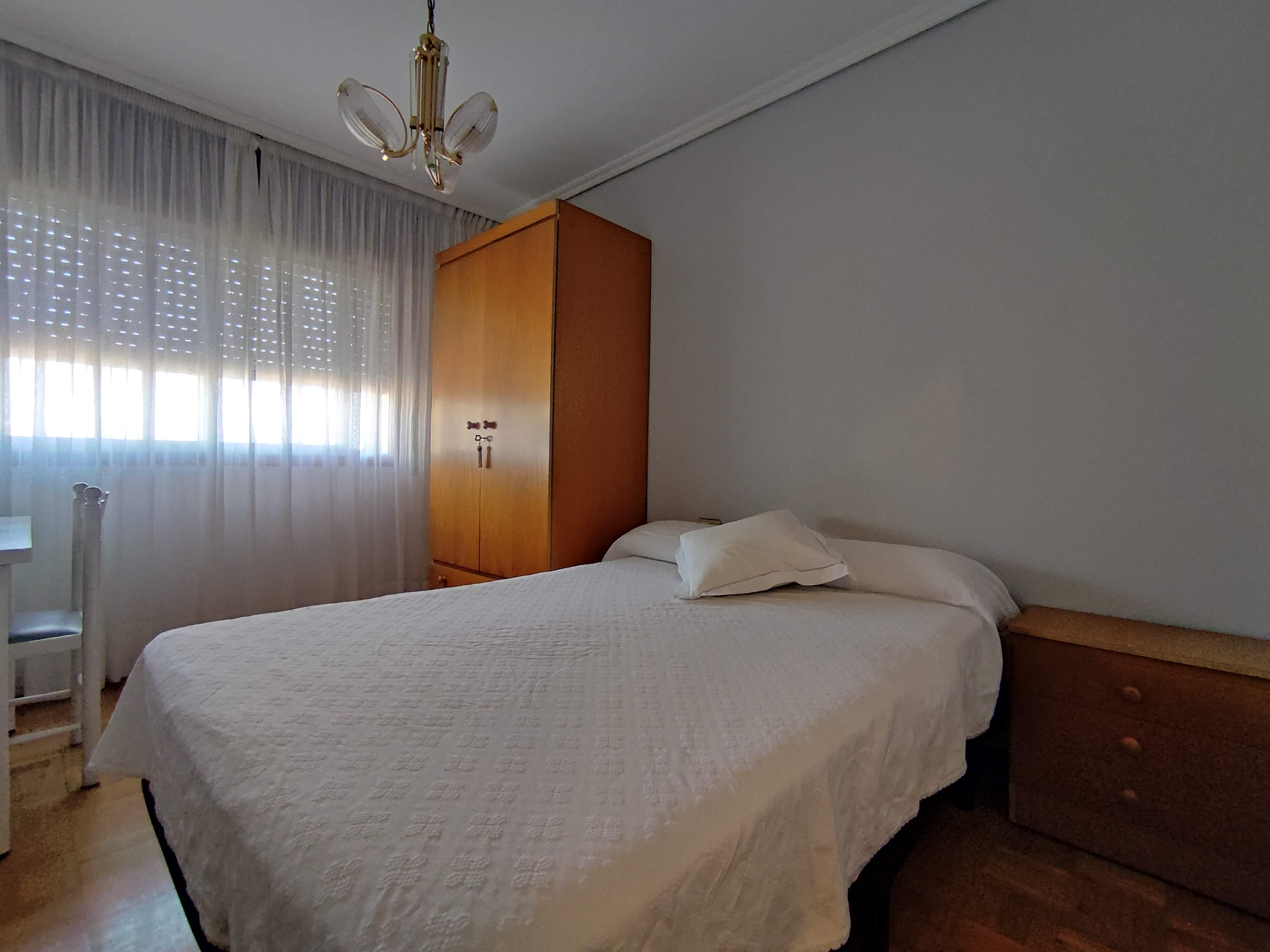 Habitación en Avenida Alcalde Gregorio Espino