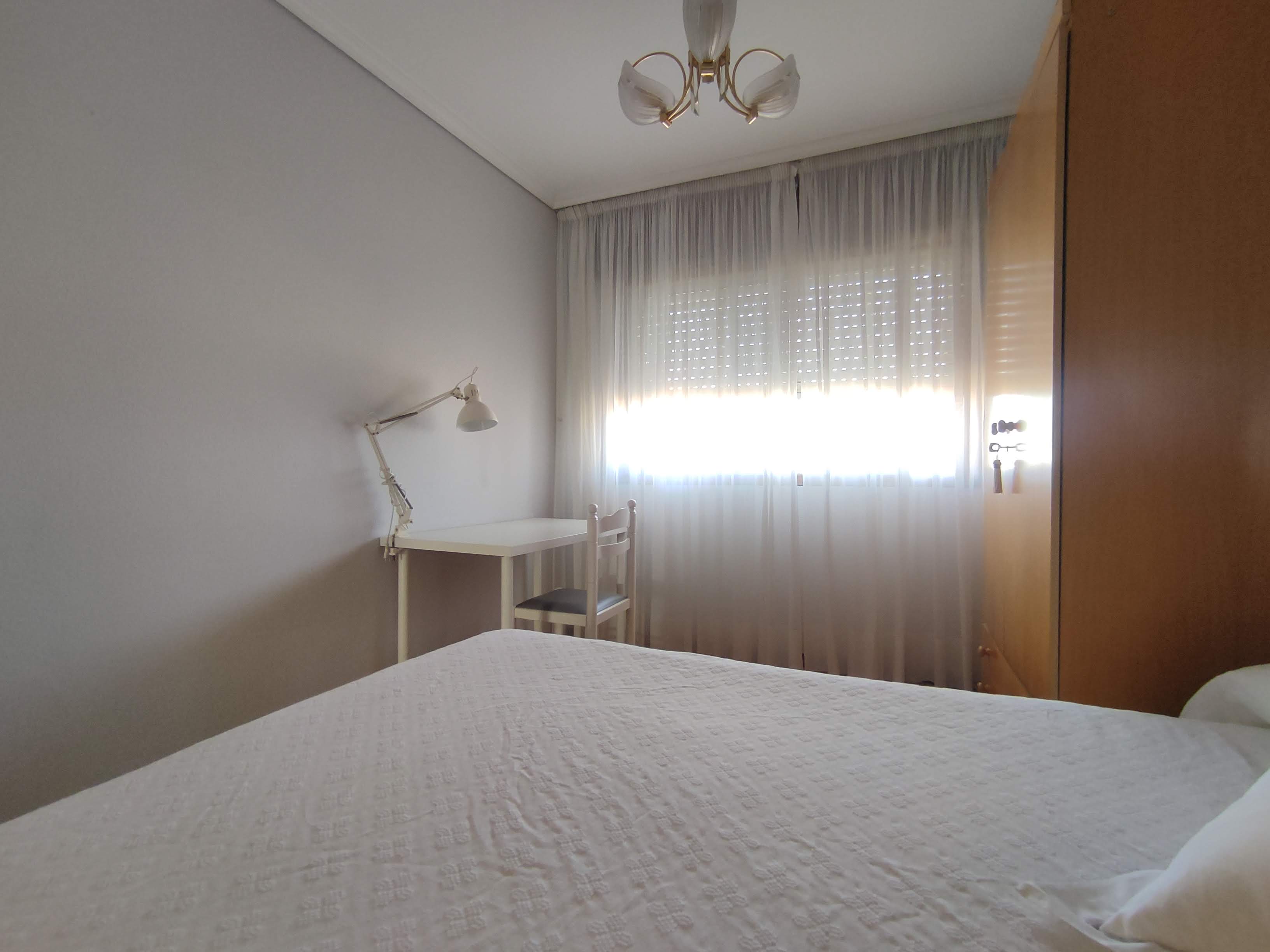 Habitación en Avenida Alcalde Gregorio Espino